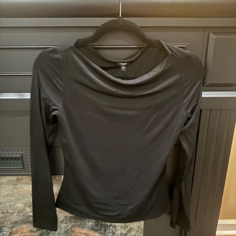 Express long sleeve top